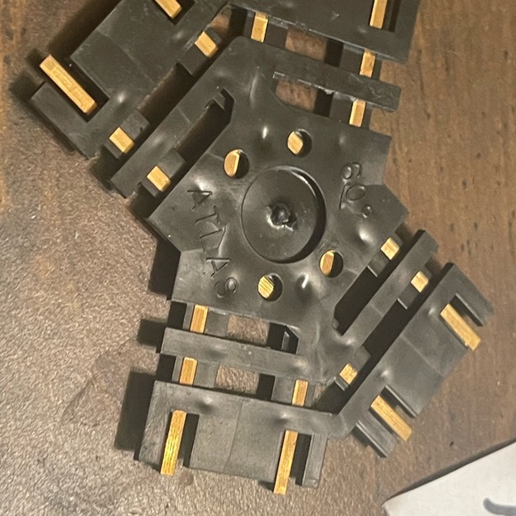 Atlas 60degree train track - Picture 2 of 2